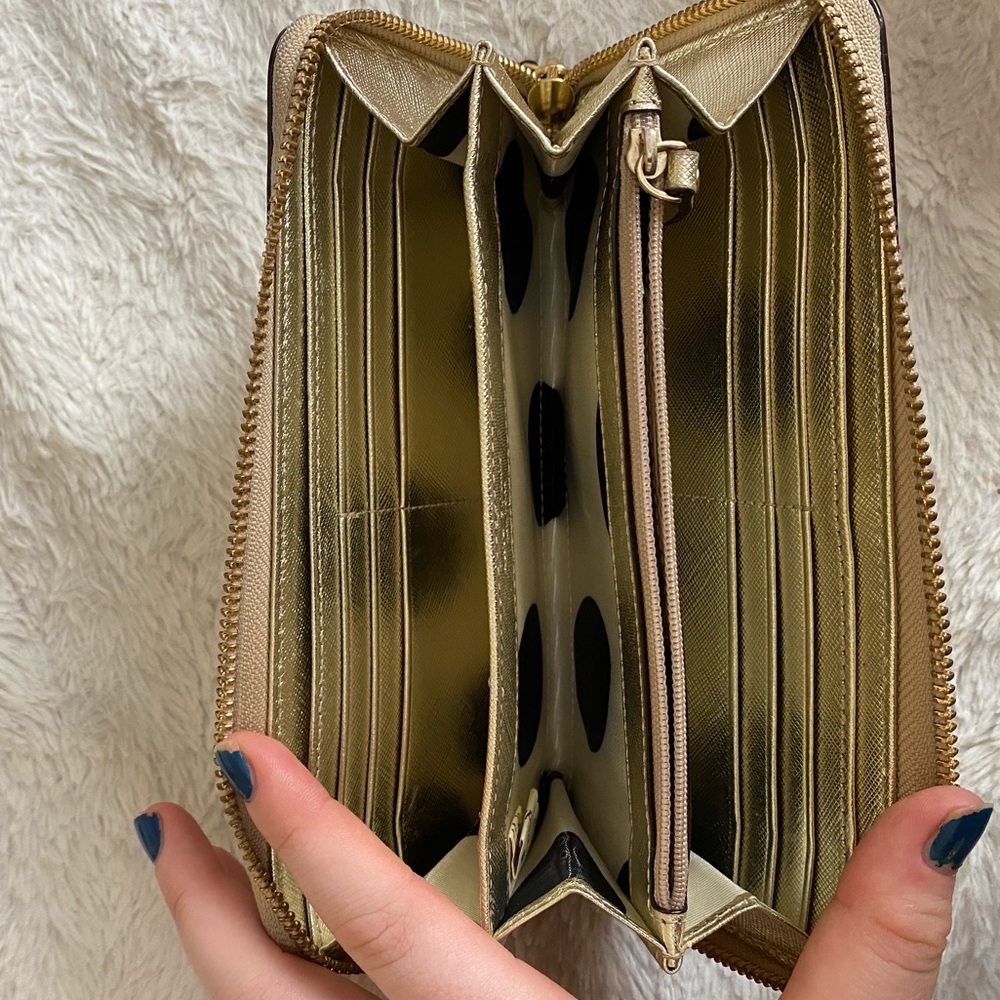 Kate Spade Wallet - Picture 2 of 3